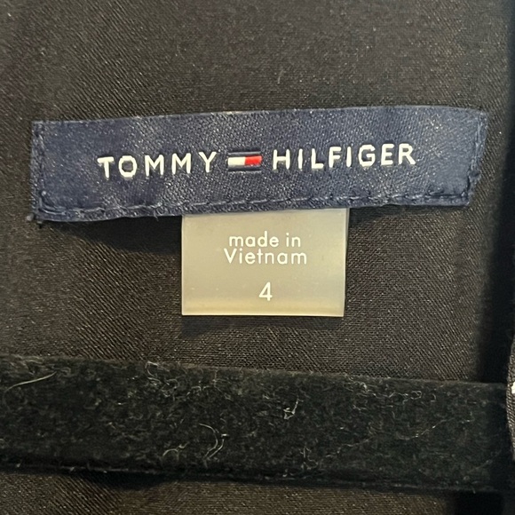 Tommy Hilfiger Women's Black White Stripe Fit Flare Sleeveless Dress Belted 4 - Picture 2 of 8